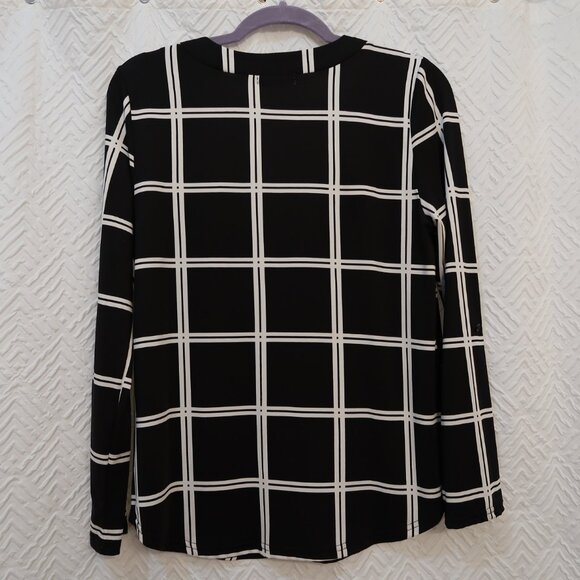 FLT Studio Black & White Plaid Long Sleeve Top Size Medium - Picture 4 of 5